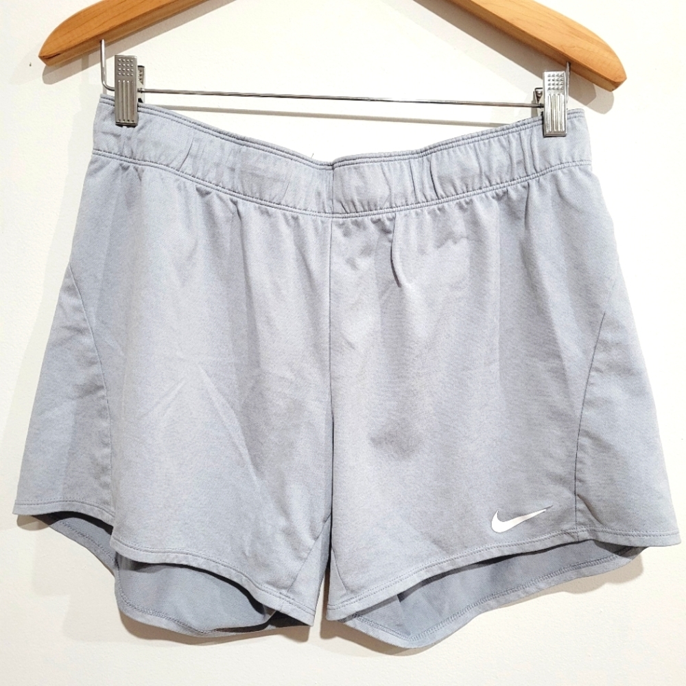 Nike Light Gray Dri-Fit Athletic Running Shorts size M